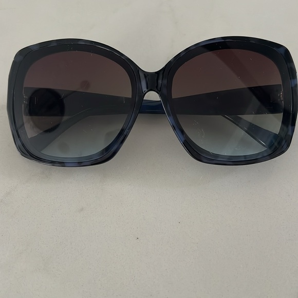 Jessica Simpson sunglasses - Picture 5 of 6